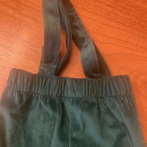 Badgley Mischka infant velvet pants with adjustable straps Size 6-9 months - Picture 4 of 5